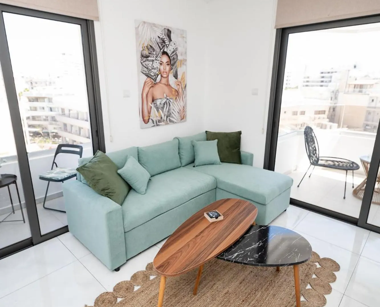 Lazuli Seaview Apartments 2Bdr Larnaca