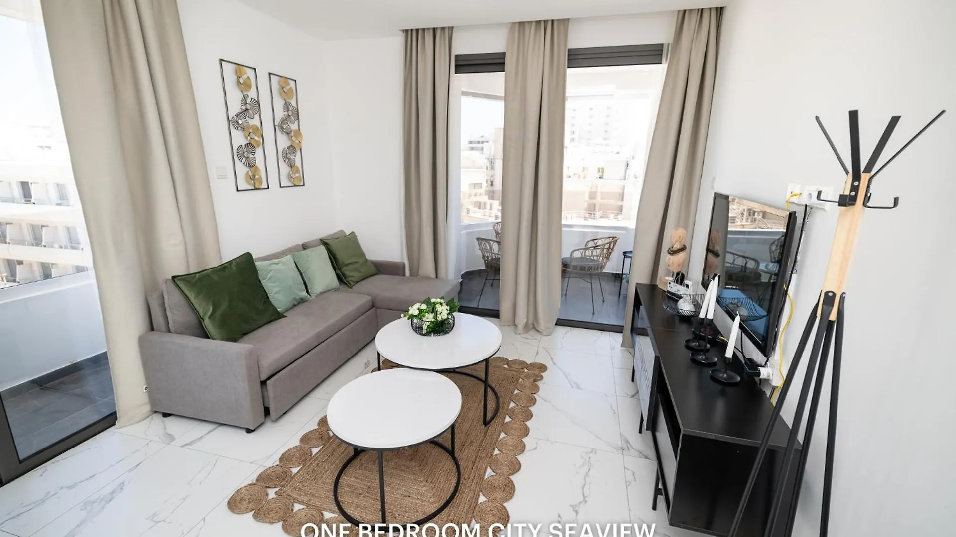 Lazuli Seaview Apartments 2Bdr Larnaca 0*,