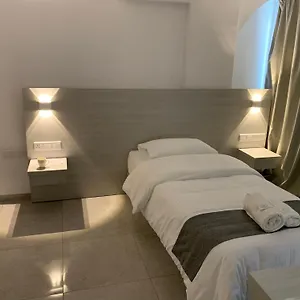 Ξενοδοχείο La Veranda, Λάρνακα